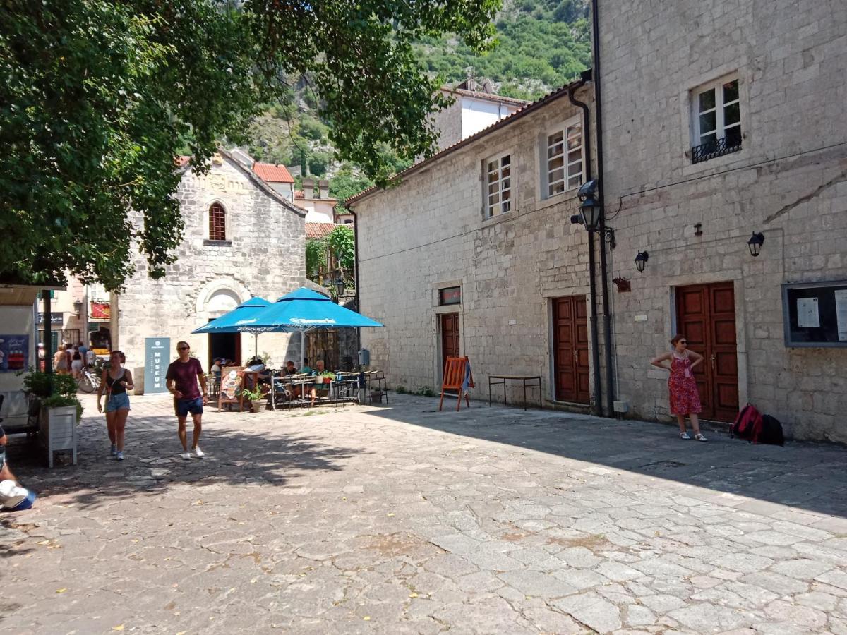 Appartement Centar Starog Grada à Kotor Extérieur photo